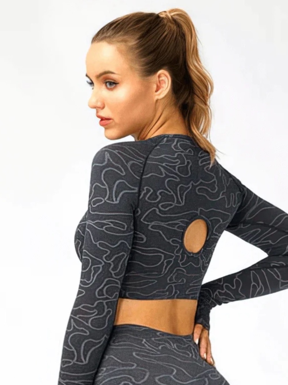 ECHT Charcoal Gray Abstract-Print Long-Sleeve Crop Top size L NWOT
